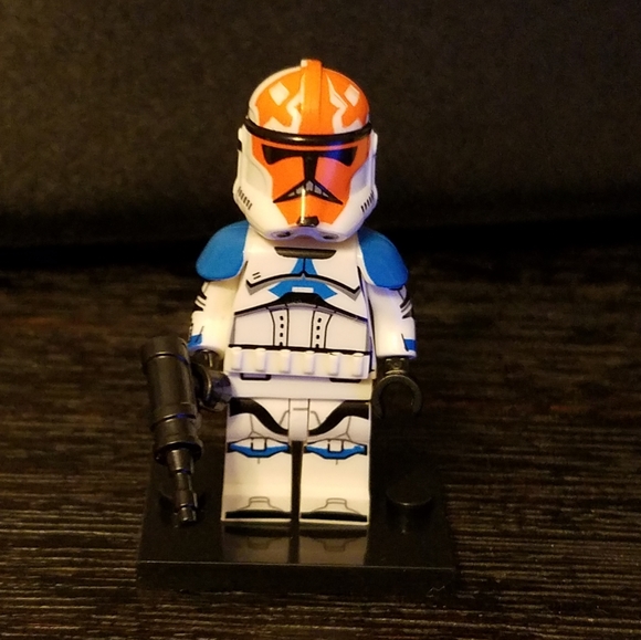 New Mandalorian Ahsoka and Troopers mini figure set - Picture 4 of 5